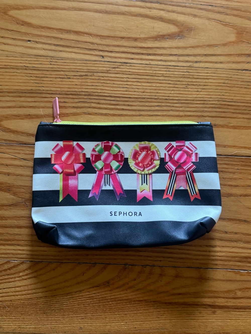 Sephora pouch limited edition holiday